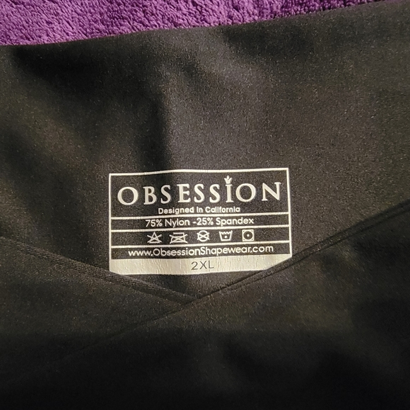 Obsession Capri leggings - Picture 4 of 6